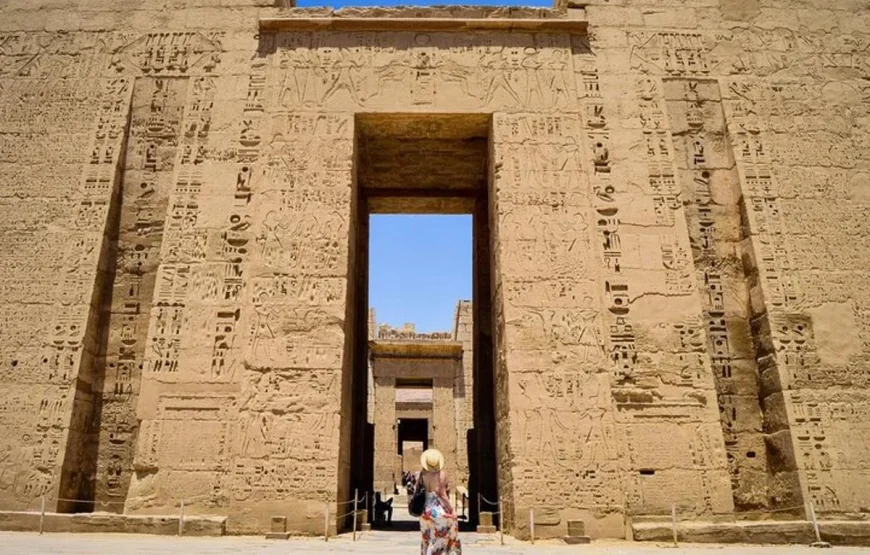 Luxor Day Tour: Valley of Kings & Queens & Hatchepsut Temples