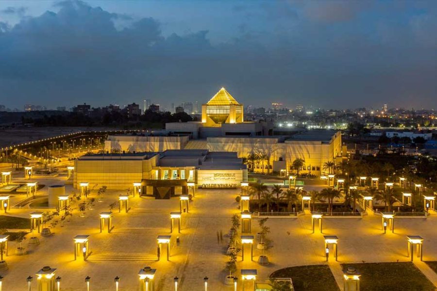 Full Day Pyramids of Giza & the National Museum of Egyptian Civilization