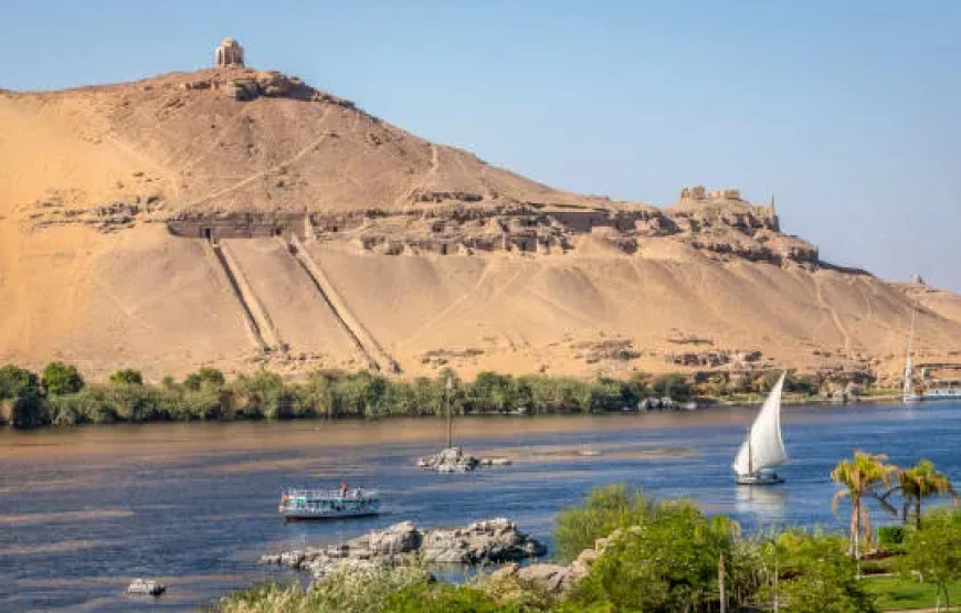 Nile Felucca or Motorboat Lunch Cruise in Aswan – Scenic 1.5-Hour Tour on the Nile